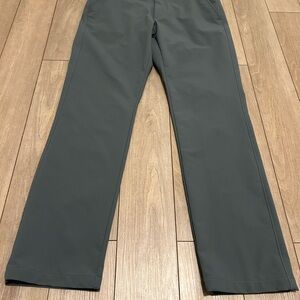 Under Armour Men's Golf Pants 32x32 Grey Lightweight Stretch Straight Leg